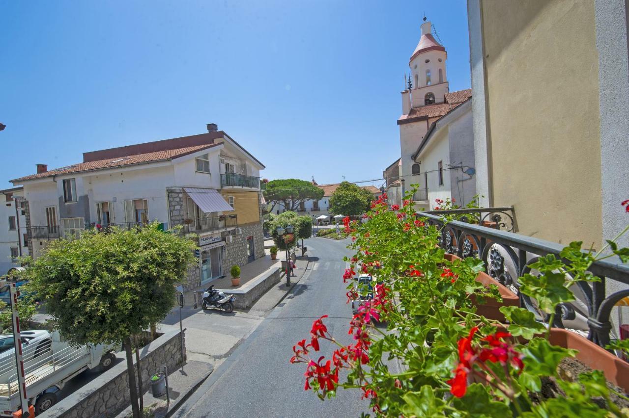 Casa Villani Аджерола Екстер'єр фото